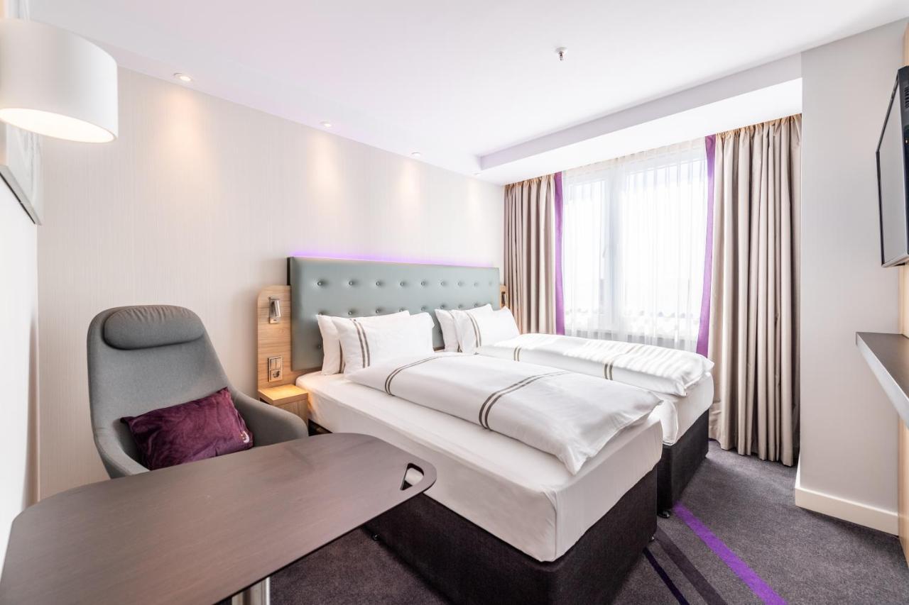 Premier Inn Koeln City Sued Exteriör bild